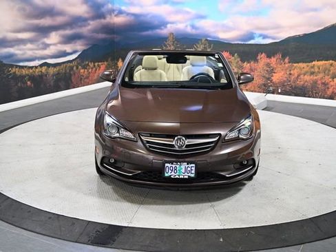 Used 2016 Buick Cascada Premium image 2