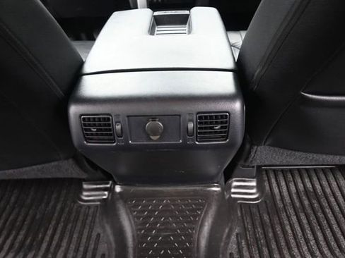 Used 2020 Toyota Tundra SR5 w/ SR5 Leather Package AWD/4WD image 16