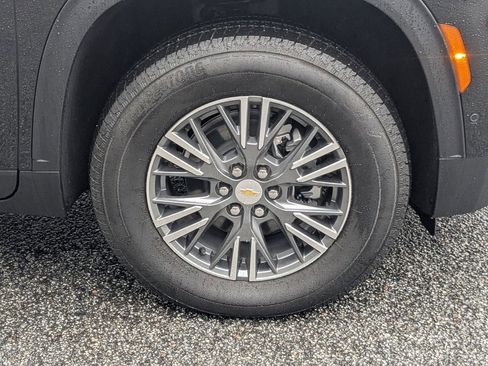 New 2026 Chevrolet Traverse LT w/ Enhanced Driving Package image 11