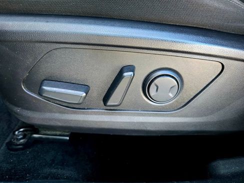 Used 2022 Hyundai Santa Cruz SEL image 25