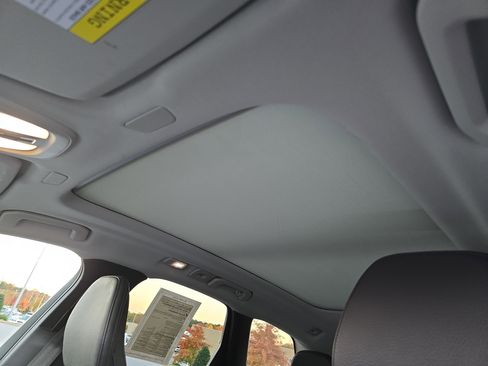 Used 2023 Volvo XC60 B5 Plus w/ Climate Package image 29