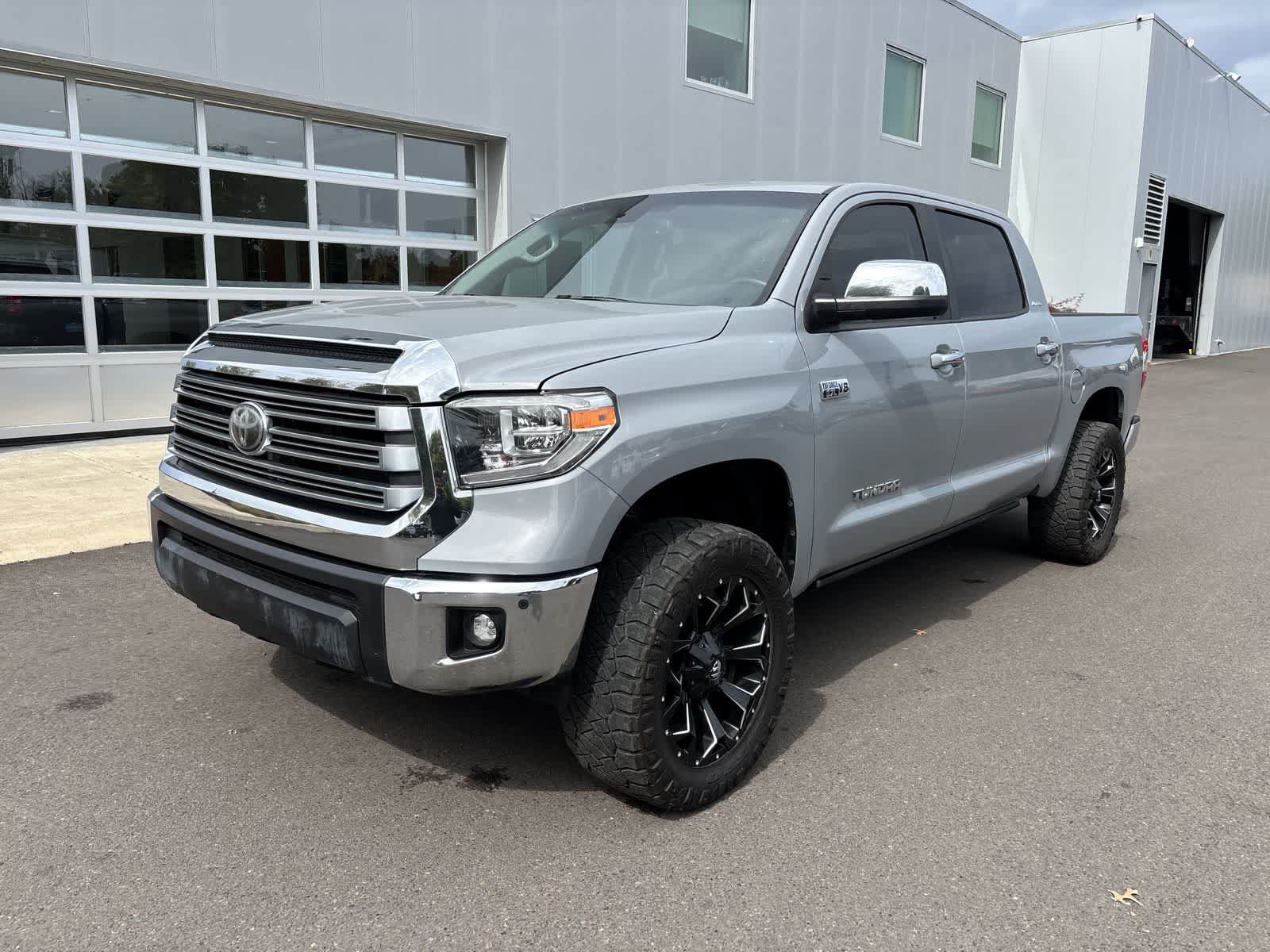 Used 2020 Toyota Tundra Limited w/ Limited Premium Package AWD/4WD image 1