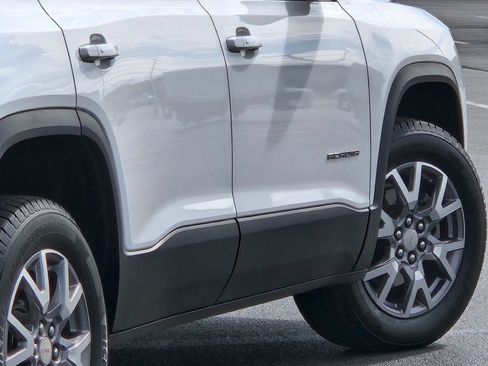 Used 2020 GMC Acadia SLT image 13