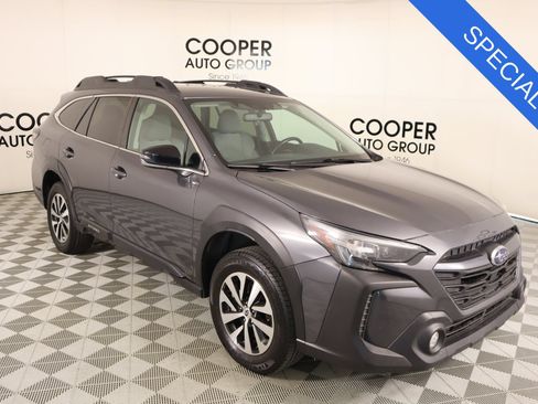 Used 2023 Subaru Outback Premium AWD/4WD image 1