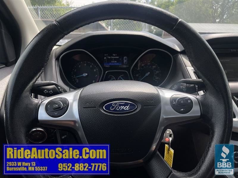 Used 2014 Ford Focus SE w/ Equipment Group 201A FWD image 18