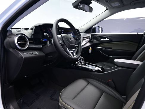 New 2026 Chevrolet Trax ACTIV w/ Driver Confidence Package FWD image 8