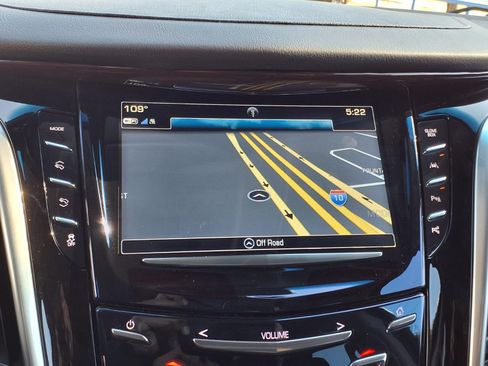 Used 2020 Cadillac Escalade Luxury RWD image 17