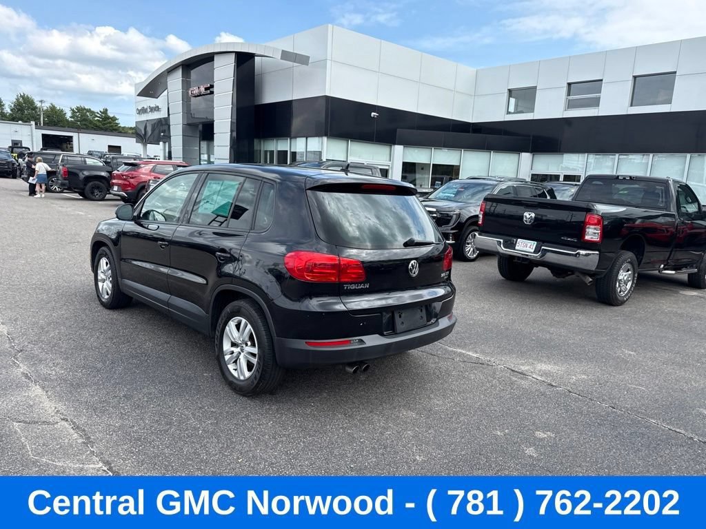 Used 2013 Volkswagen Tiguan S AWD/4WD image 3