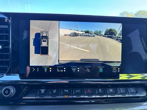 Used 2026 Chevrolet Silverado 2500 ZR2 AWD/4WD image 40