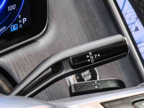 Used 2025 Mercedes-Benz EQE 350+ 4MATIC SUV image 19