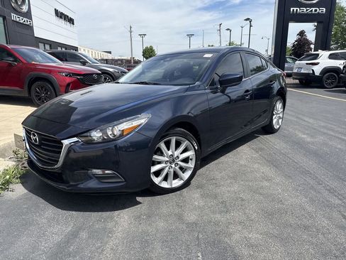 Used 2017 MAZDA MAZDA3 Touring FWD image 7