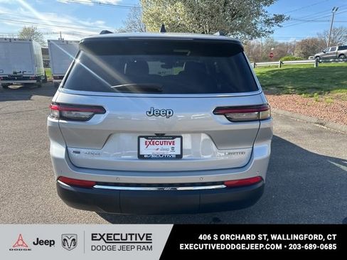 Used 2023 Jeep Grand Cherokee L Limited AWD/4WD image 6