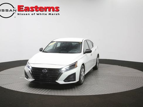 Used 2024 Nissan Altima 2.5 S FWD image 52