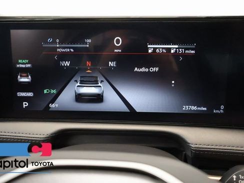 Used 2023 Nissan Ariya FWD image 18