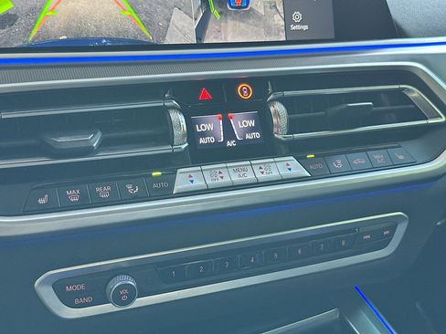 Certified 2022 BMW X5 sDrive40i w/ M Sport Package image 16