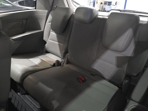 Used 2016 Honda Odyssey SE image 15