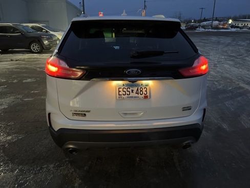 Used 2019 Ford Edge SEL w/ Cold Weather Package image 5