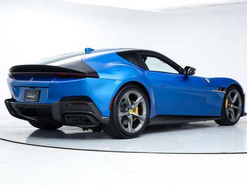 Certified 2025 Ferrari 12Cilindri image 3