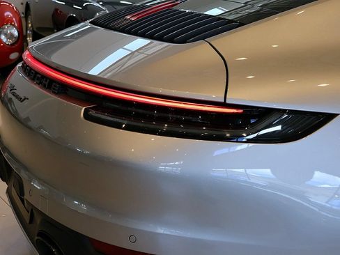 Used 2023 Porsche 911 Carrera T RWD image 52