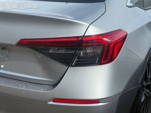 Used 2024 Honda Civic EX image 11