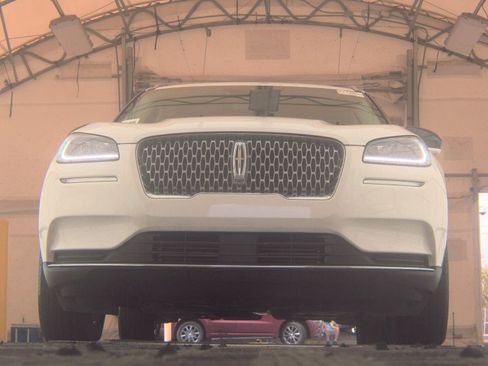 Used 2022 Lincoln Corsair FWD image 5