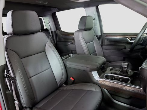 New 2026 GMC Sierra 1500 SLT w/ SLT Premium Plus Package image 29