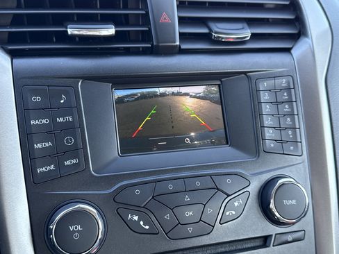 Used 2018 Ford Fusion S image 20