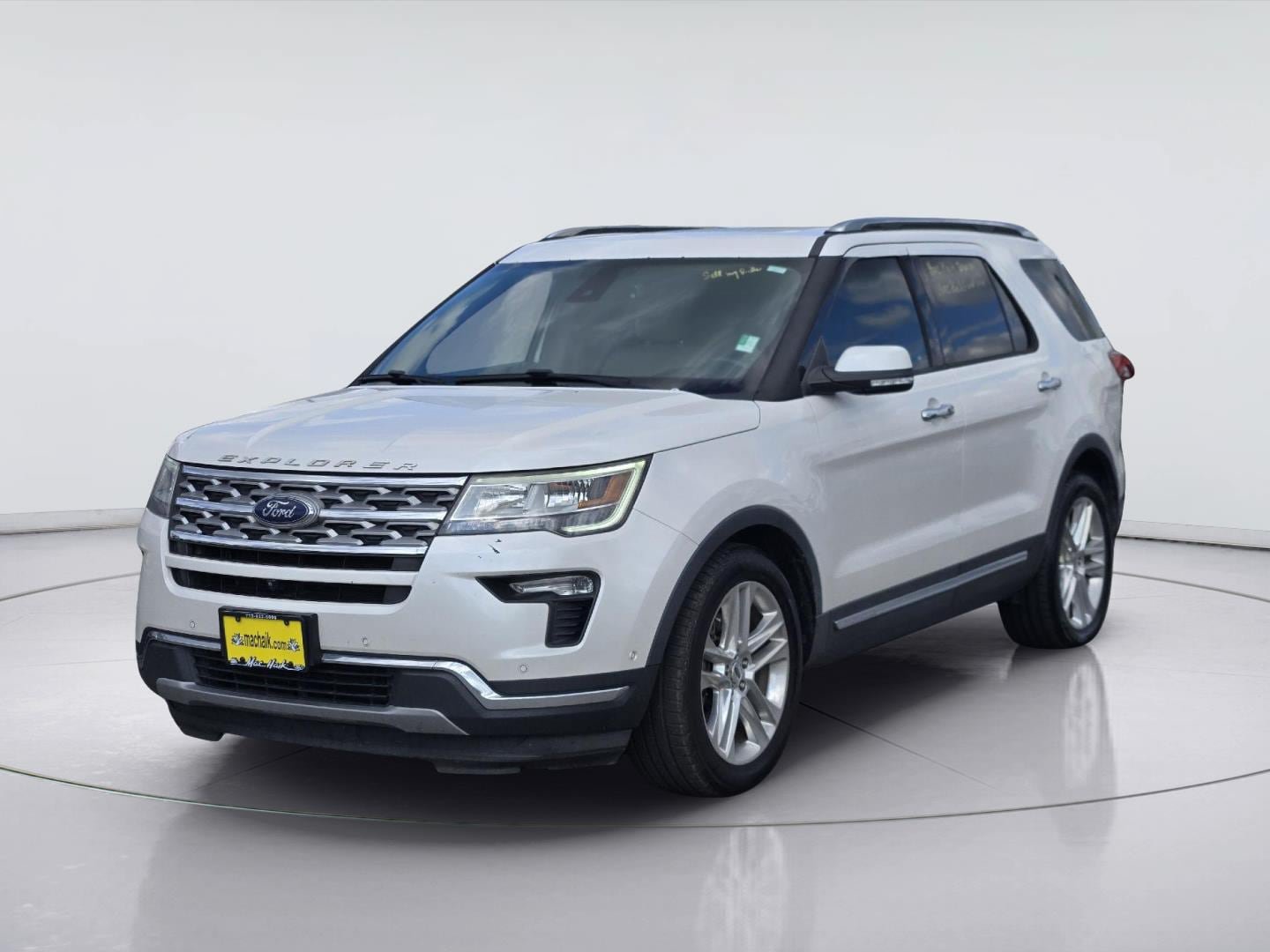 Used 2018 Ford Explorer Limited w/ Equipment Group 301A FWD image 1