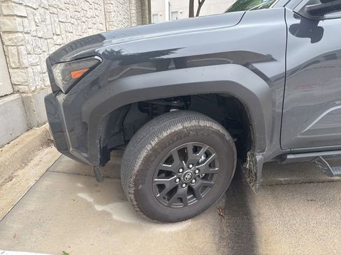 Used 2025 Toyota 4Runner SR5 RWD image 2