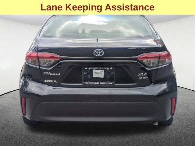 Used 2025 Toyota Corolla XLE FWD image 6