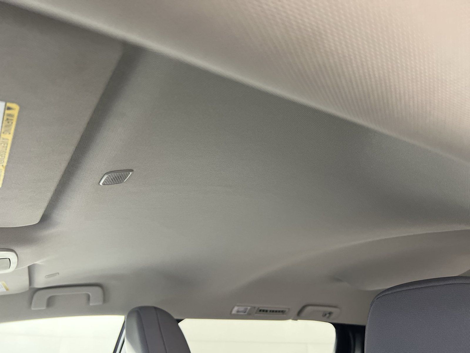 Used 2025 Toyota Sienna LE FWD image 24
