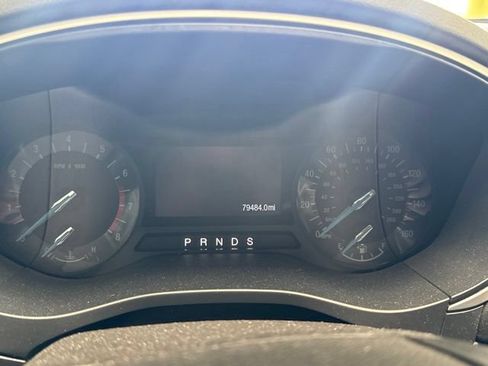 Used 2015 Ford Fusion SE FWD image 15
