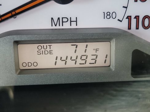 Used 2006 Toyota Corolla FWD image 19