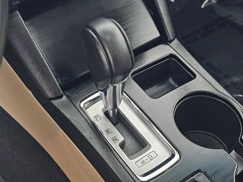 Used 2017 Subaru Outback 2.5i Limited image 30