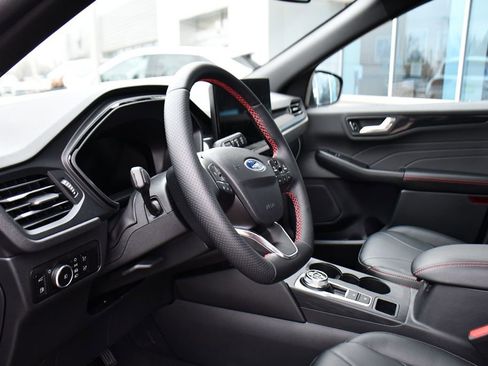 Used 2026 Ford Escape ST-Line Elite w/ Premium Technology Package image 11