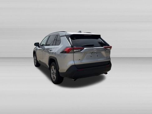 Used 2025 Toyota RAV4 XLE AWD/4WD image 7