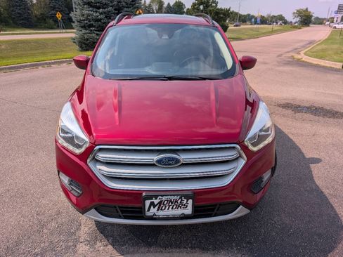 Used 2018 Ford Escape SEL w/ Ford Safe & Smart Package AWD/4WD image 4