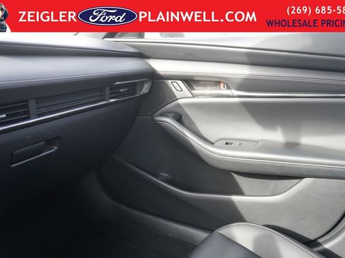 Used 2021 MAZDA MAZDA3 s image 31