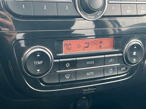 Used 2015 Mitsubishi Mirage DE image 16