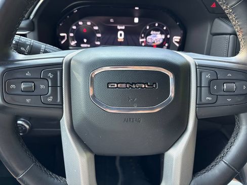 Used 2023 GMC Yukon Denali w/ LPO, Floor Liner Package AWD/4WD image 9