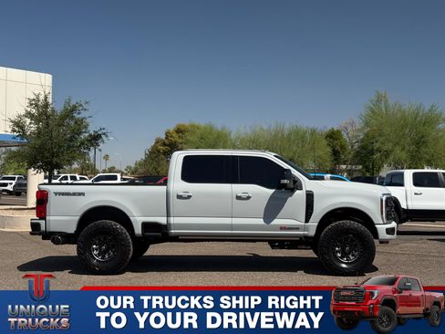 Used 2026 Ford F250 Platinum w/ Tremor Off-Road Package AWD/4WD image 4