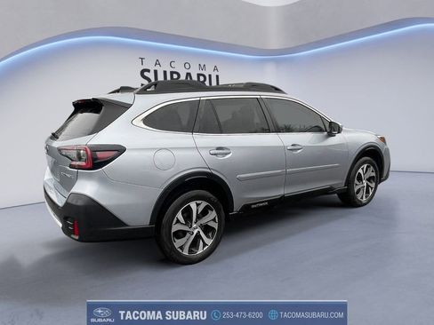 Used 2022 Subaru Outback Limited image 5