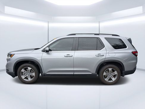 Used 2024 Honda Pilot EX-L image 6