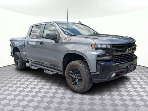 Used 2020 Chevrolet Silverado 1500 LT Trail Boss AWD/4WD image 2