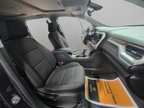Used 2019 GMC Acadia SLE image 15