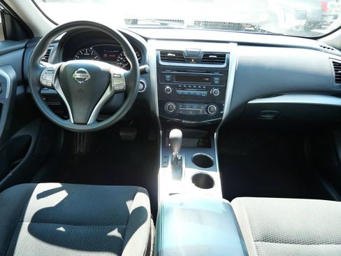 Used 2015 Nissan Altima 2.5 S w/ Power Driver Seat Package FWD image 13