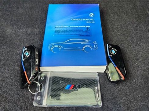 Used 2025 BMW X6 M60i image 61