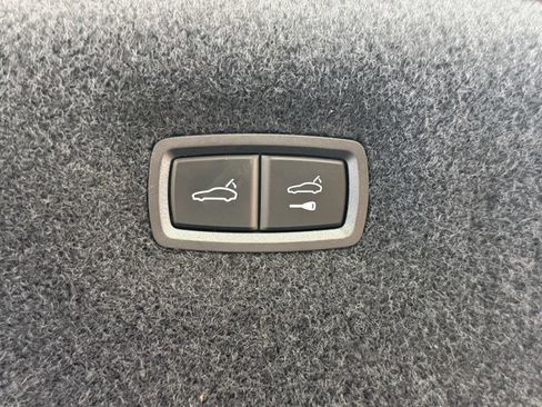 Used 2023 Audi RS e-tron GT AWD/4WD image 21