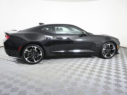 Used 2018 Chevrolet Camaro SS RWD image 7