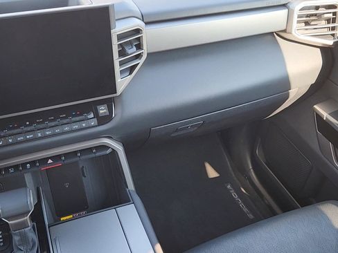 Used 2025 Toyota Sequoia Limited image 6